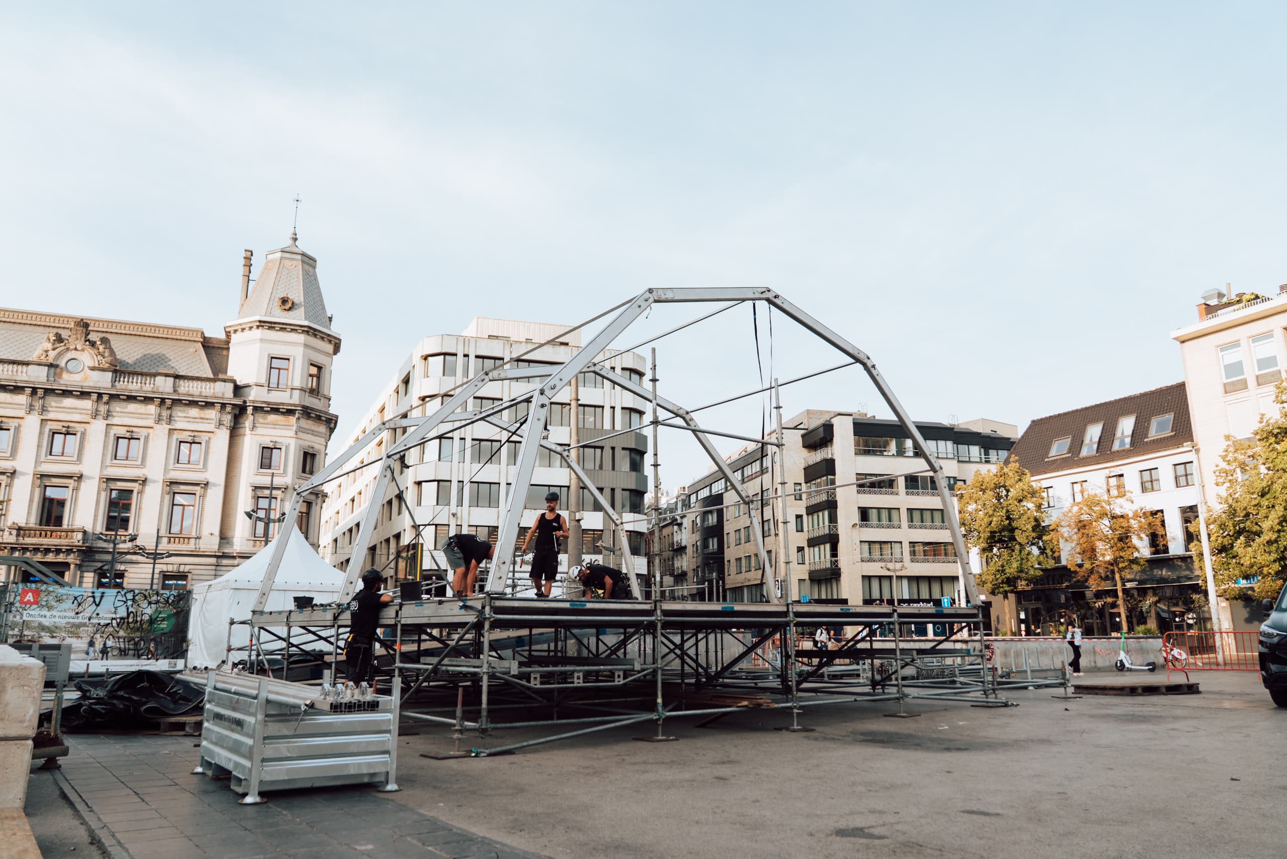 bollekesfeesten-antwerpen-opbouw-03