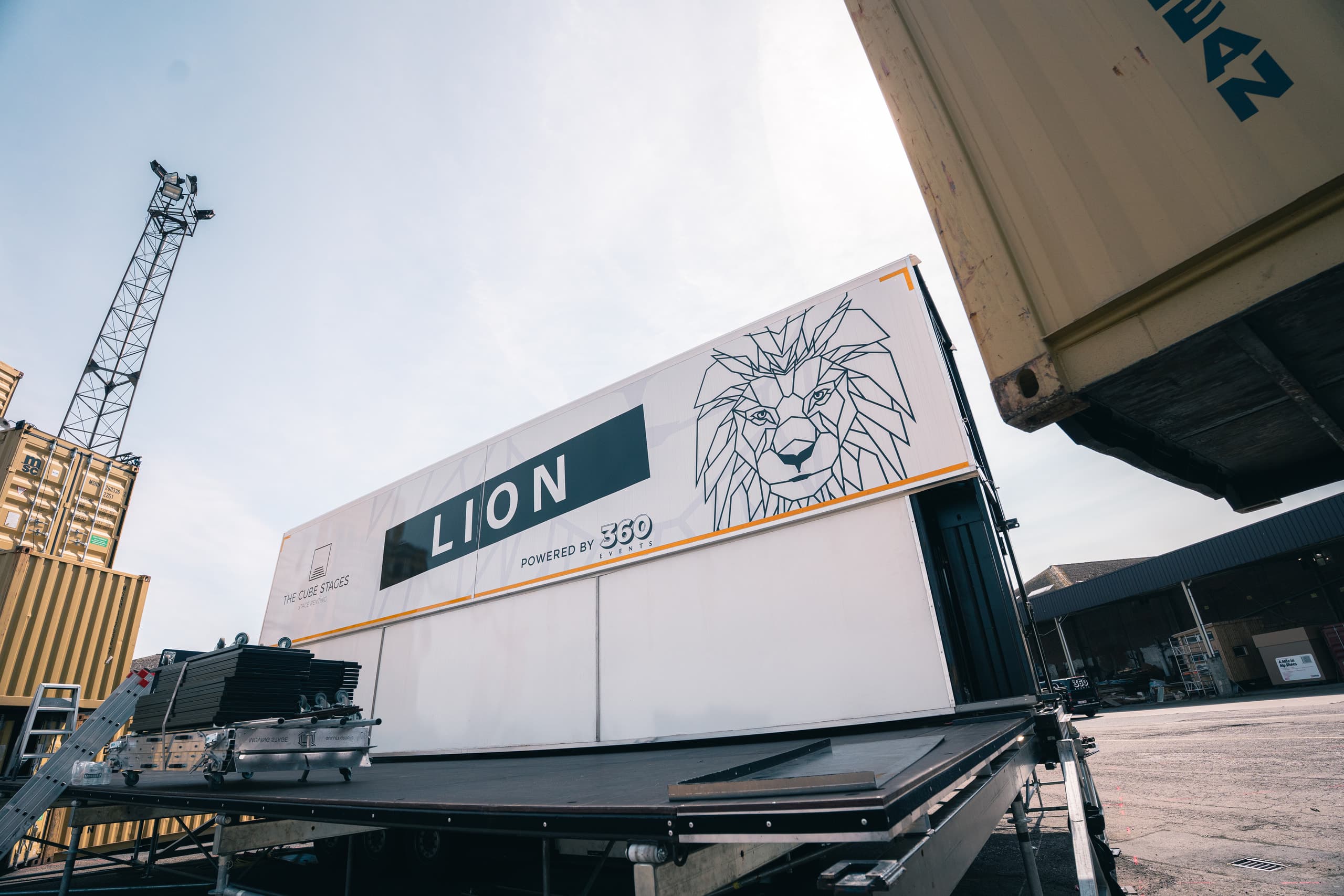 Mobiel podium Lion 2