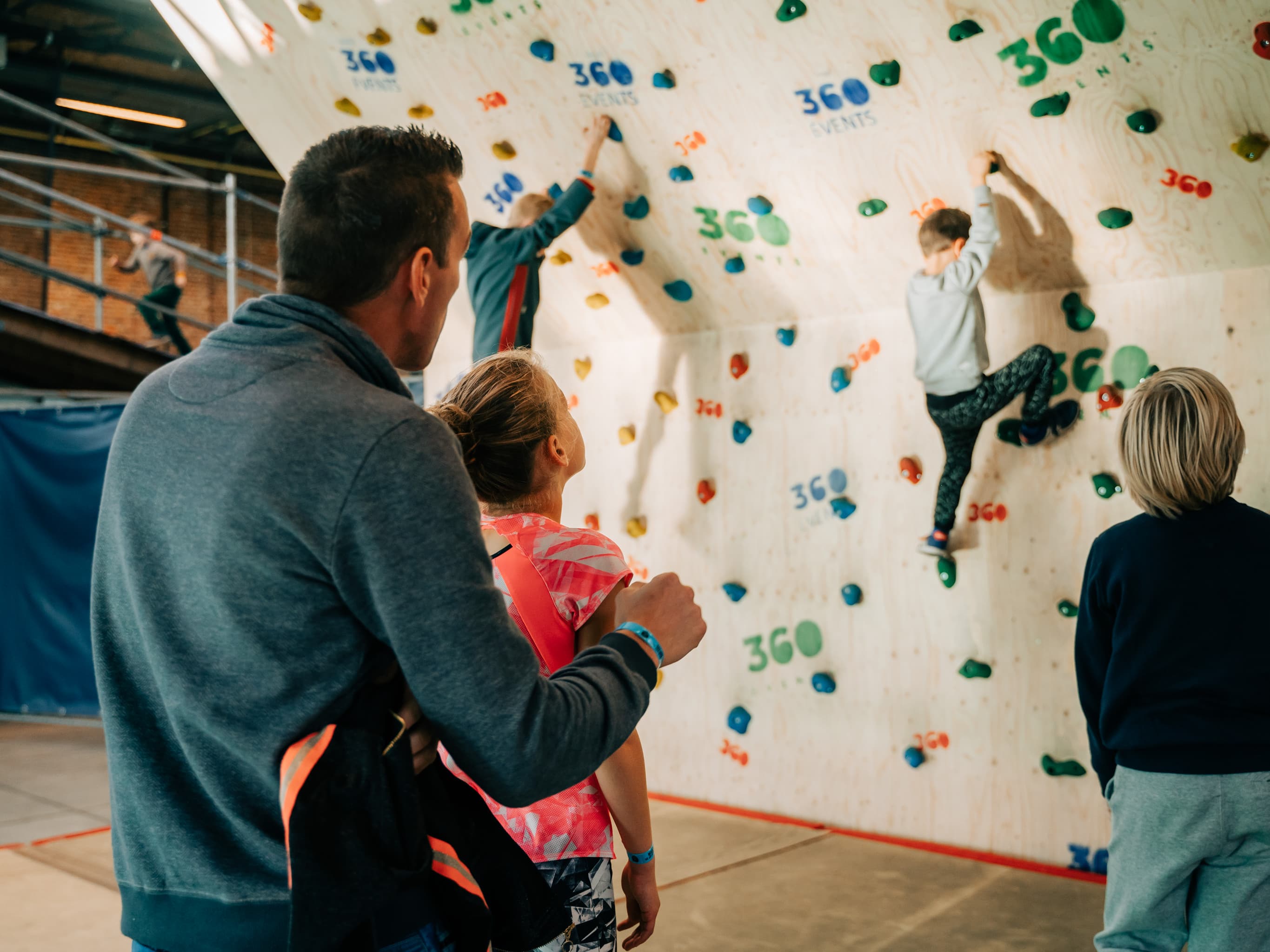 Playground klim- en bouldermuur 2