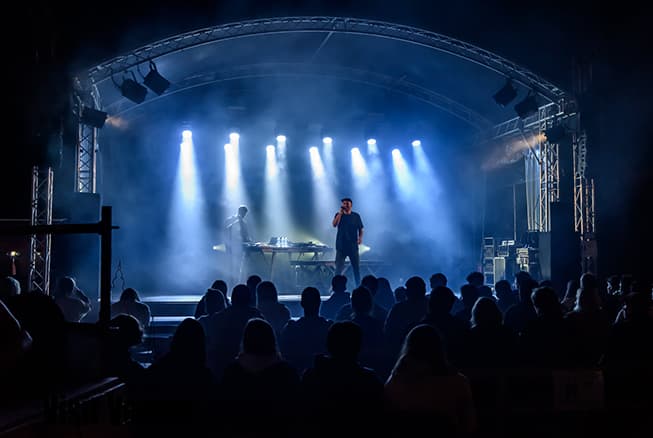 ARTEMIS 54 overdekt podium