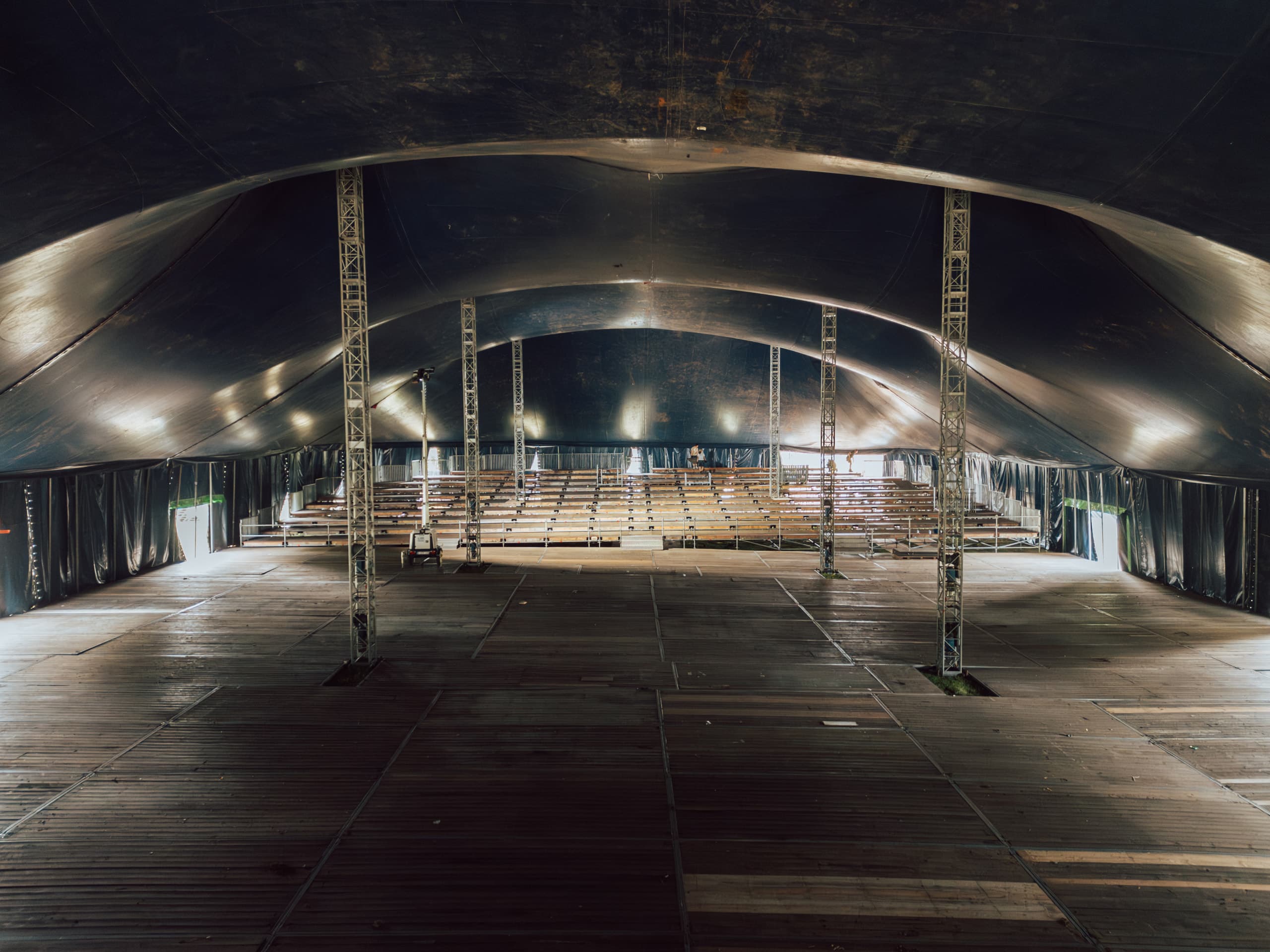 Tribune opbouw